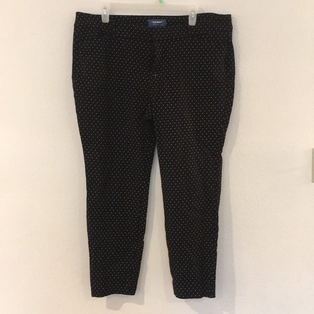 Old navy pixie pant 16